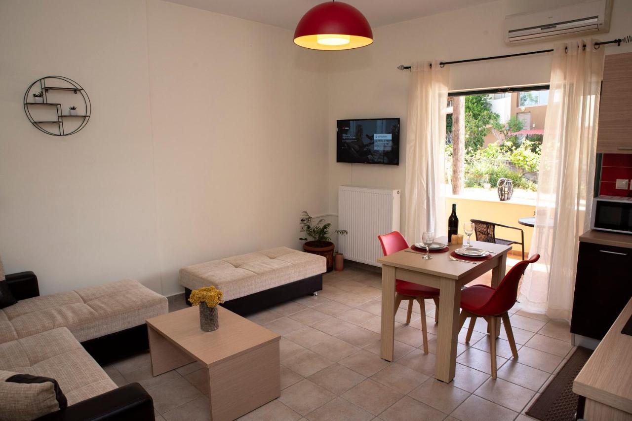 Plumi City Apartments Hriszí Aktí Haniá Kültér fotó