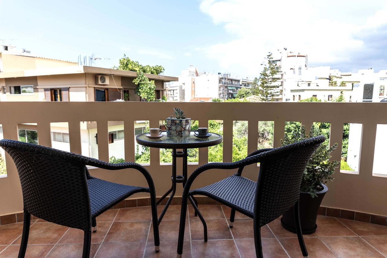 Plumi City Apartments Hriszí Aktí Haniá Kültér fotó