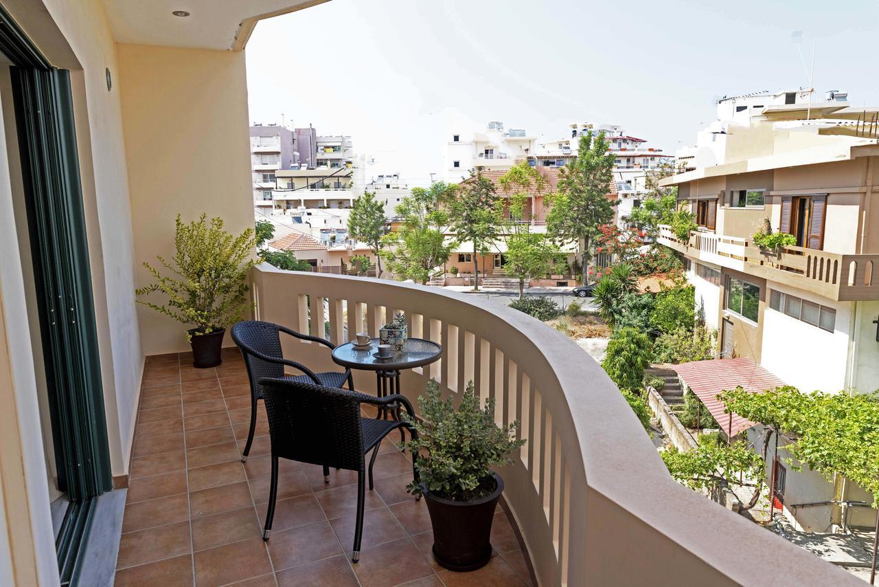 Plumi City Apartments Hriszí Aktí Haniá Kültér fotó