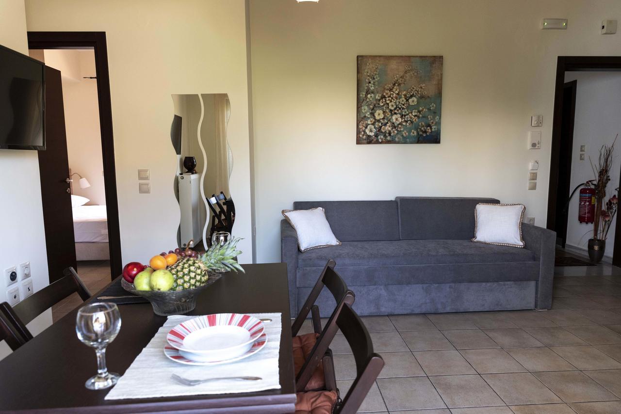 Plumi City Apartments Hriszí Aktí Haniá Kültér fotó